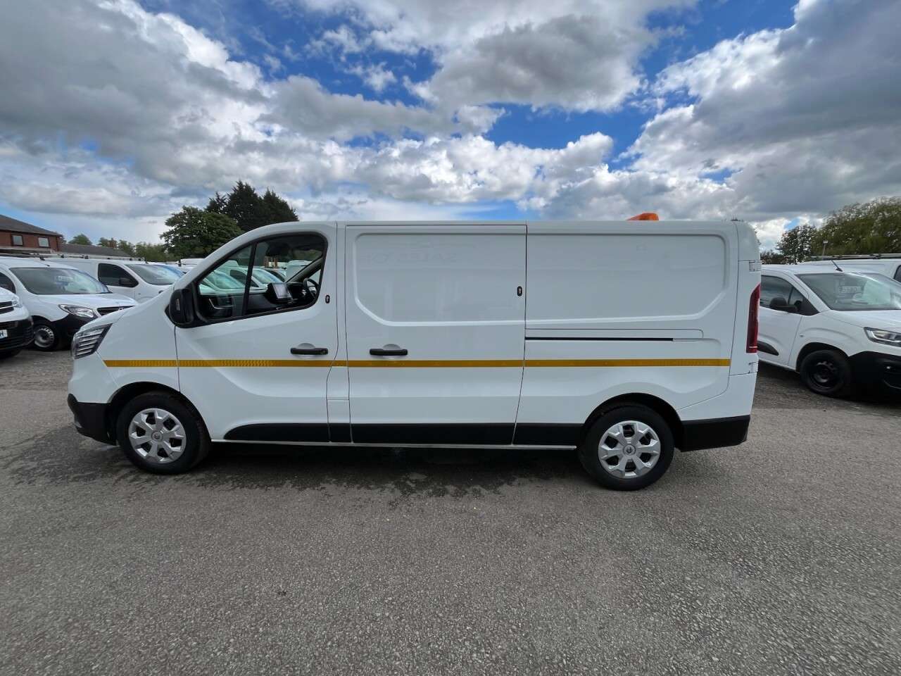 2023 RENAULT TRUCKS TRAFIC 2023 RENAULT TRUCKS TRAFIC