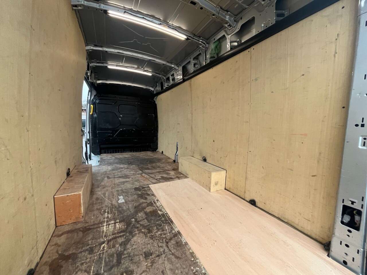 2024 FORD TRANSIT 2024 FORD TRANSIT