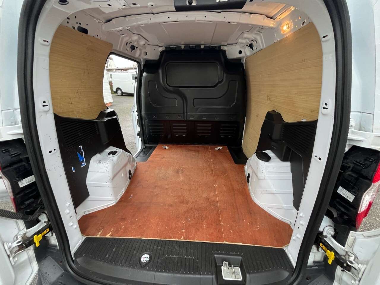 2022 FORD TRANSIT COURIER 2022 FORD TRANSIT COURIER