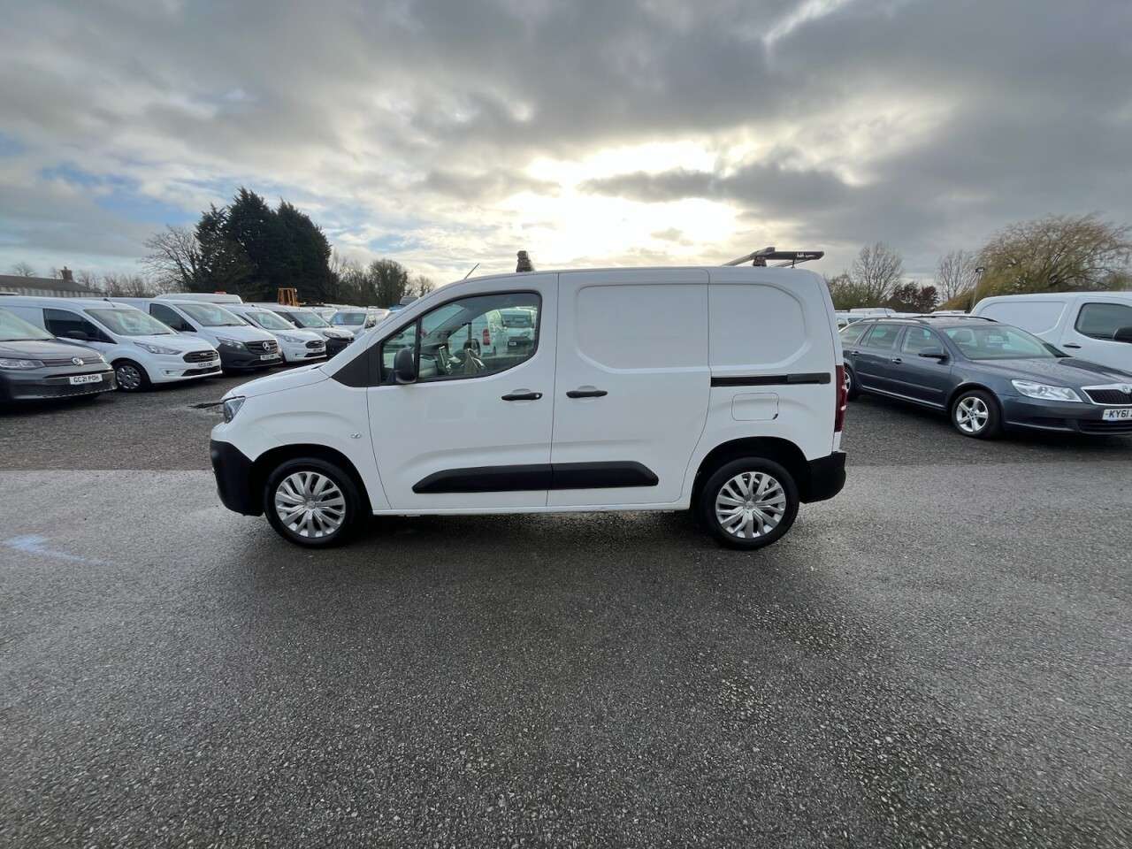 2020 PEUGEOT PARTNER 2020 PEUGEOT PARTNER