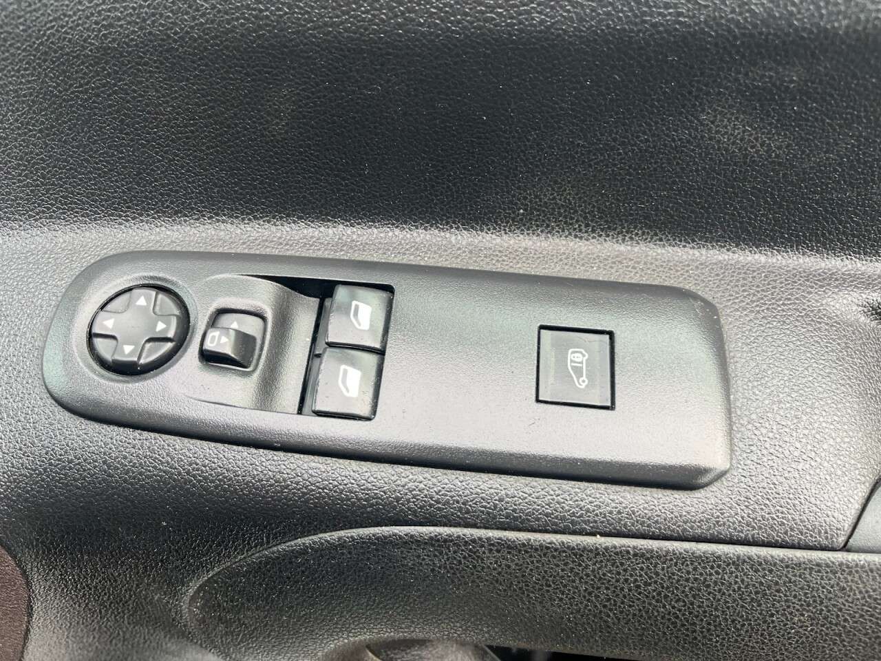 2020 PEUGEOT PARTNER 2020 PEUGEOT PARTNER