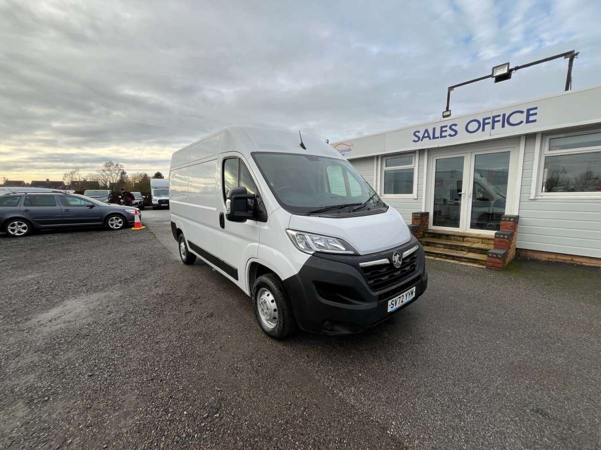 Check out this Vauxhall Movano 2022 Diesel Manual