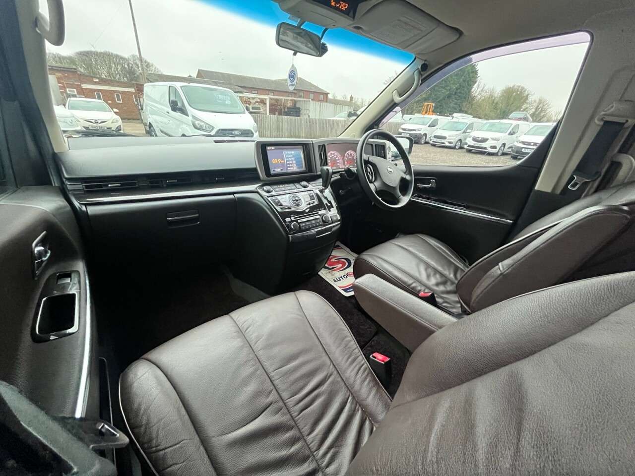 2010 NISSAN ELGRAND 2010 NISSAN ELGRAND