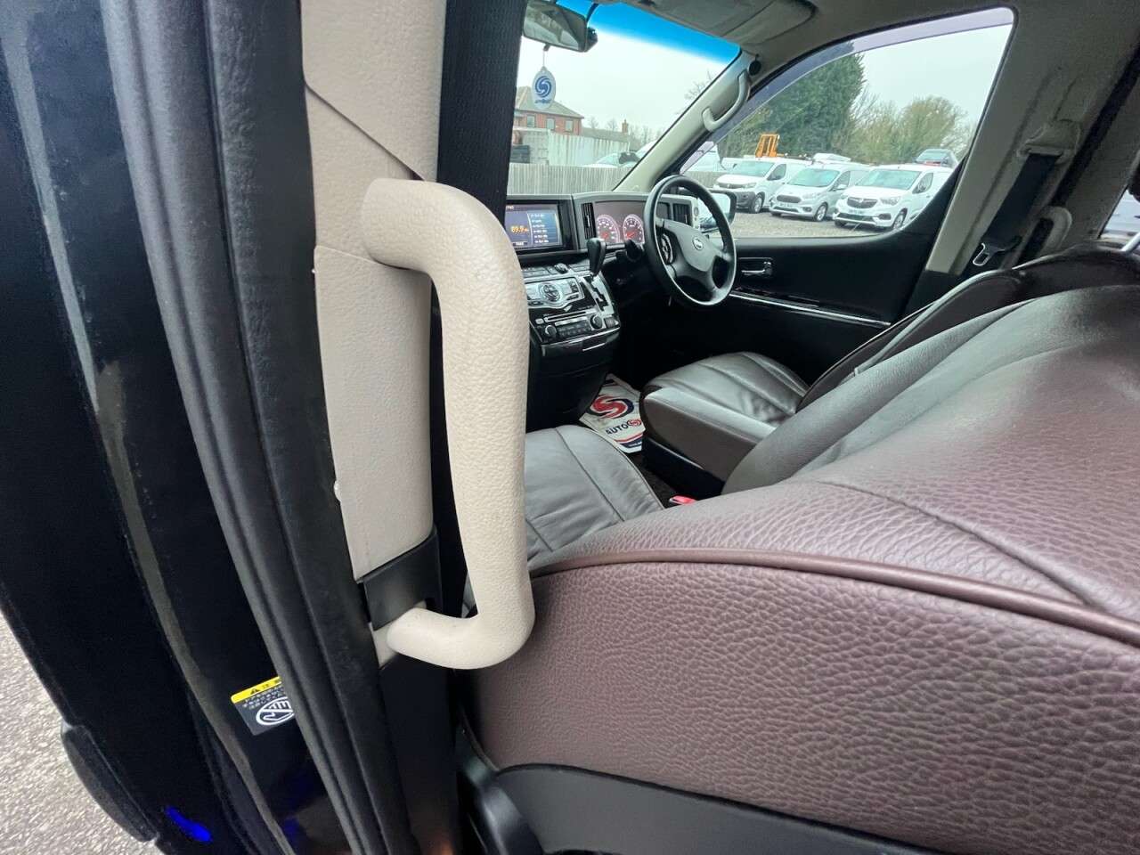 2010 NISSAN ELGRAND 2010 NISSAN ELGRAND