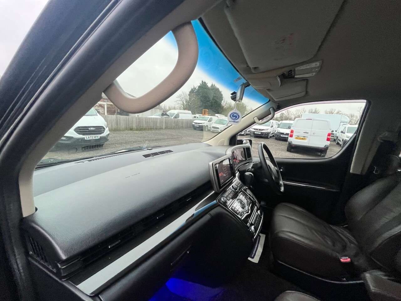 2010 NISSAN ELGRAND 2010 NISSAN ELGRAND