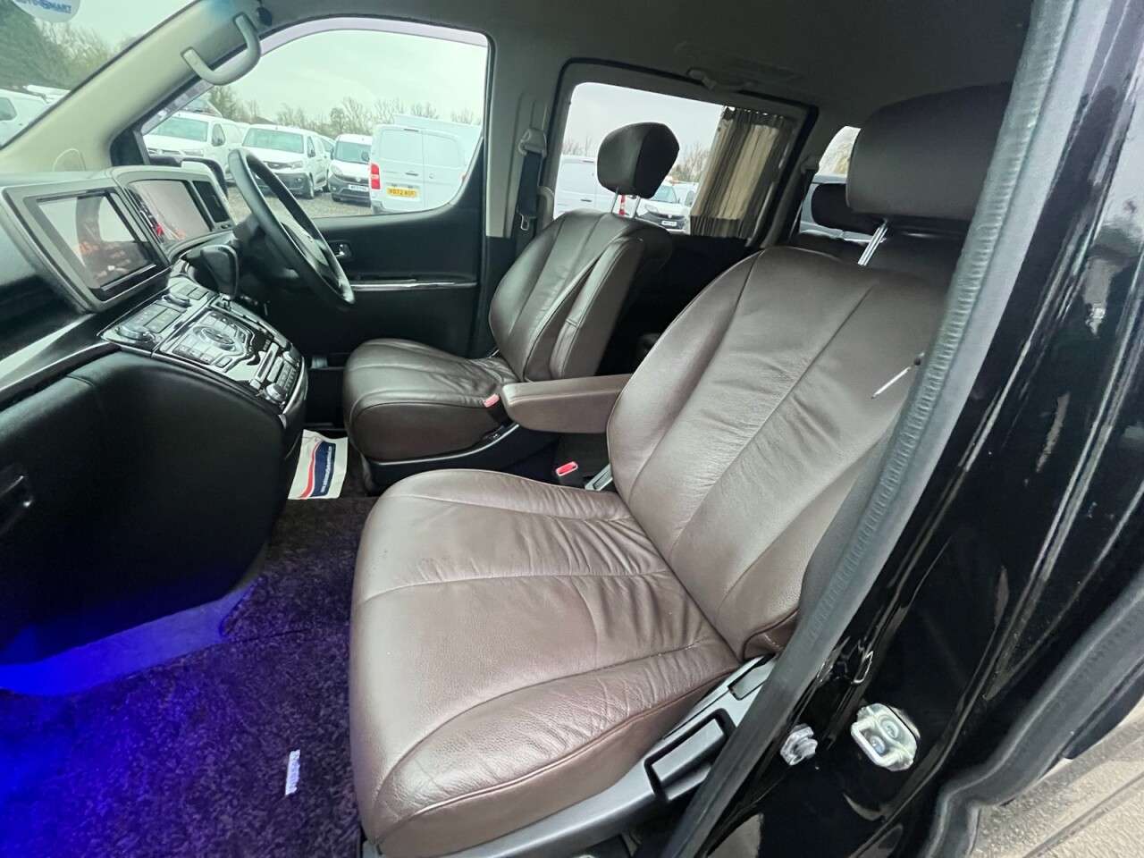 2010 NISSAN ELGRAND 2010 NISSAN ELGRAND