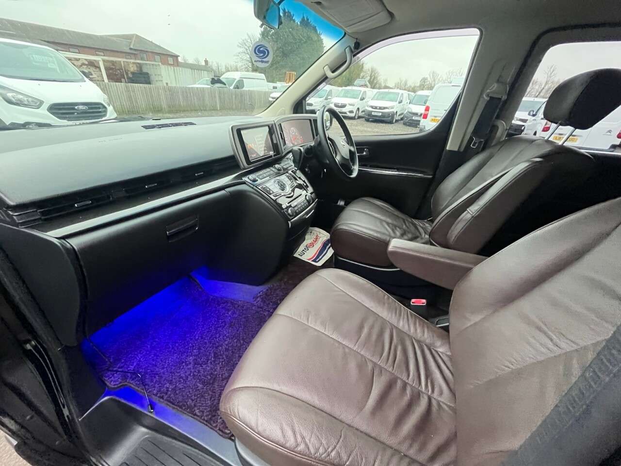 2010 NISSAN ELGRAND 2010 NISSAN ELGRAND