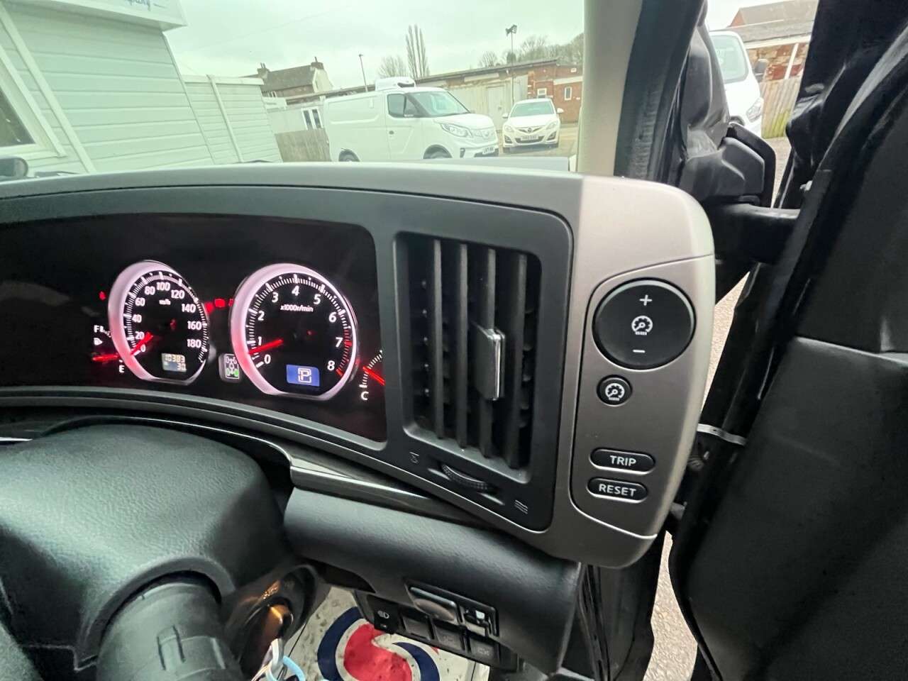 2010 NISSAN ELGRAND 2010 NISSAN ELGRAND