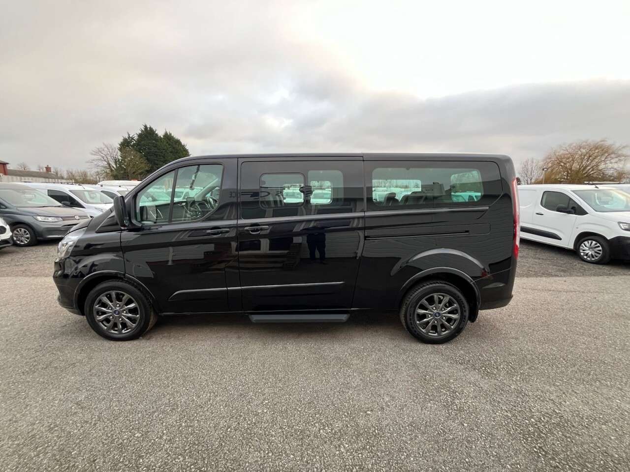 2021 FORD TOURNEO CUSTOM 2021 FORD TOURNEO CUSTOM