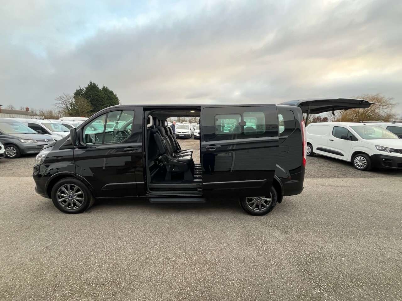 2021 FORD TOURNEO CUSTOM 2021 FORD TOURNEO CUSTOM