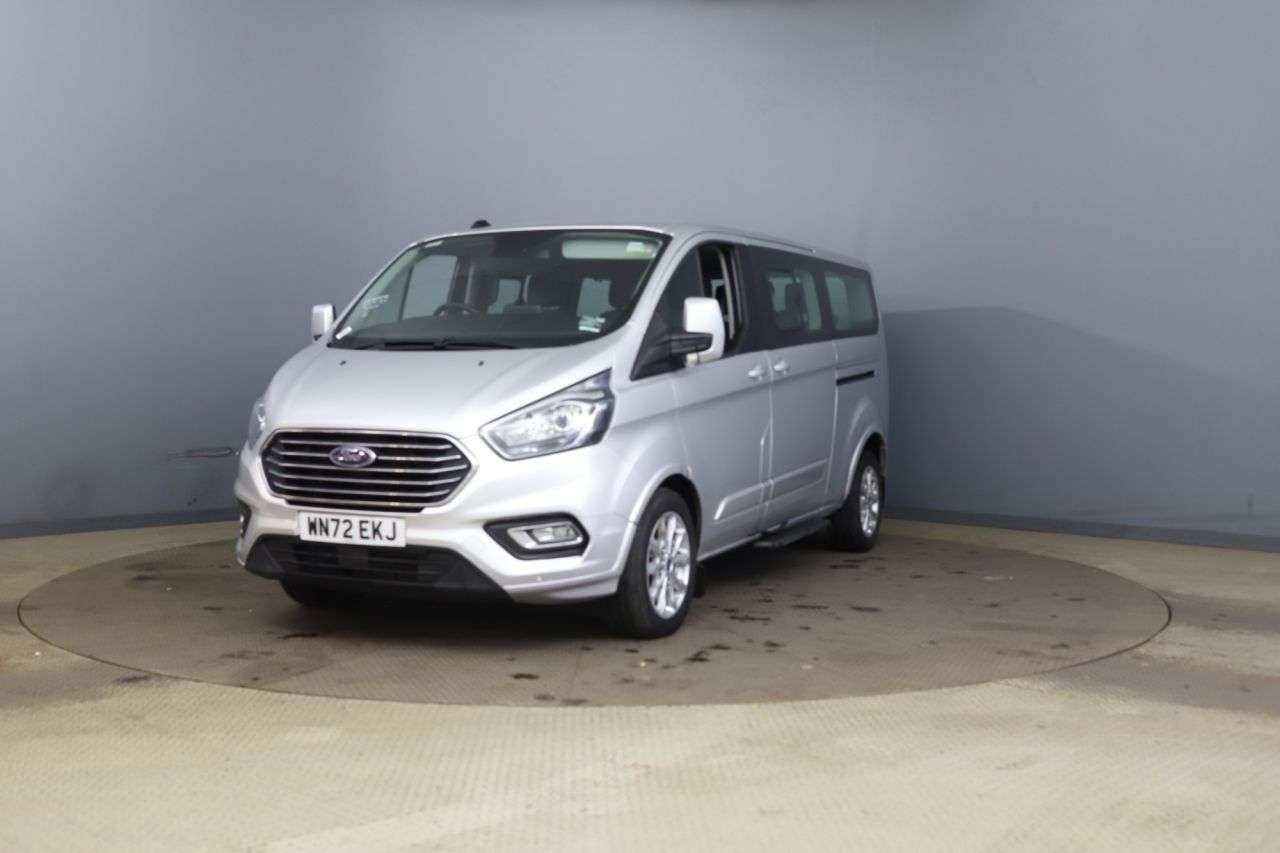 A 2022 FORD TOURNEO CUSTOM 2.0 320 EcoBlue Titanium Minibus Double Cab 5dr Diesel Auto L2 Euro 6 (s/s) A 2022 FORD TOURNEO CUSTOM 2.0 320 EcoBlue Titanium Minibus Double Cab 5dr Diesel Auto L2 Euro 6 (s/s)