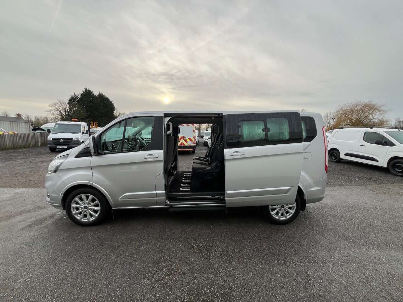 2022 FORD TOURNEO CUSTOM 2022 FORD TOURNEO CUSTOM