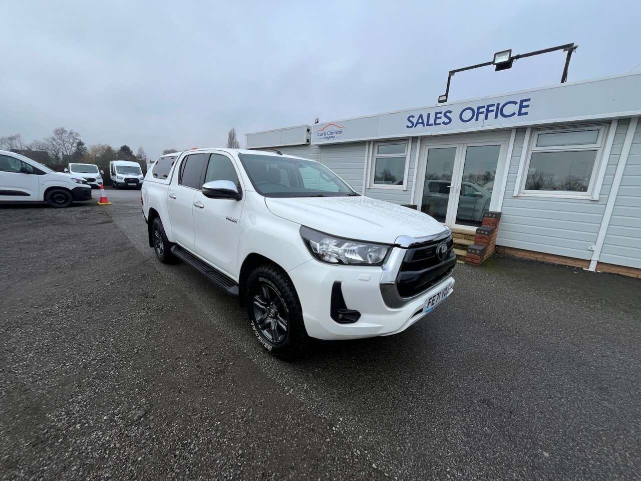 A 2021 TOYOTA HI-LUX 2.4 D-4D Icon Pickup Double Cab 4dr Diesel Auto 4WD Euro 6 (s/s) (150 ps) A 2021 TOYOTA HI-LUX 2.4 D-4D Icon Pickup Double Cab 4dr Diesel Auto 4WD Euro 6 (s/s) (150 ps)