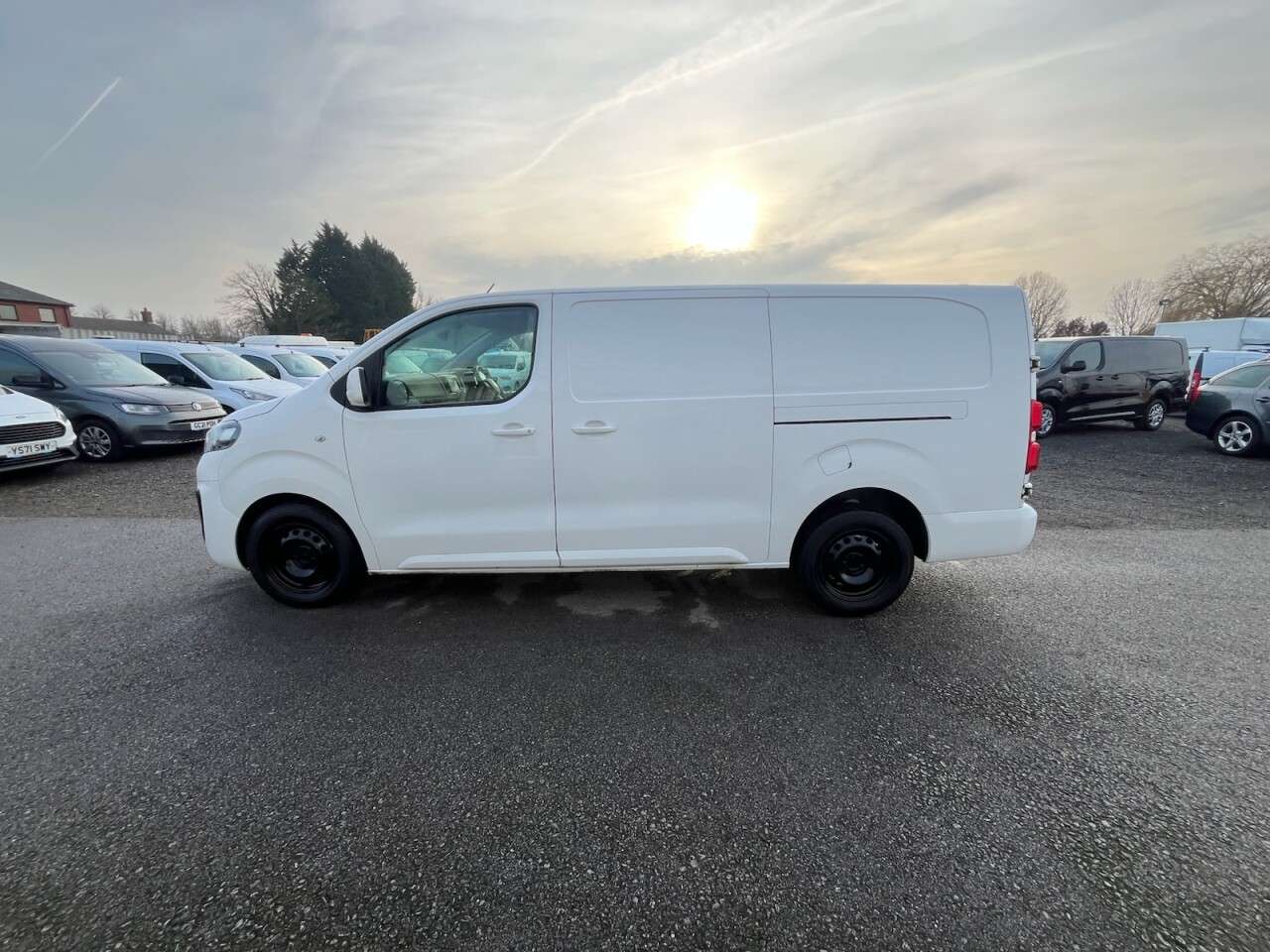 2019 VAUXHALL VIVARO 2019 VAUXHALL VIVARO