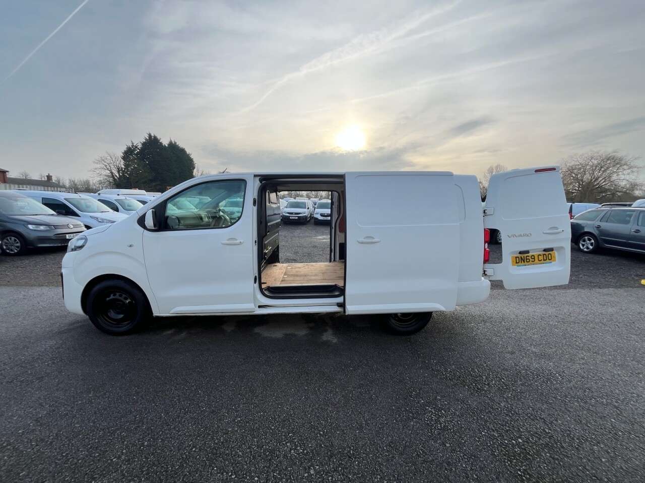 2019 VAUXHALL VIVARO 2019 VAUXHALL VIVARO