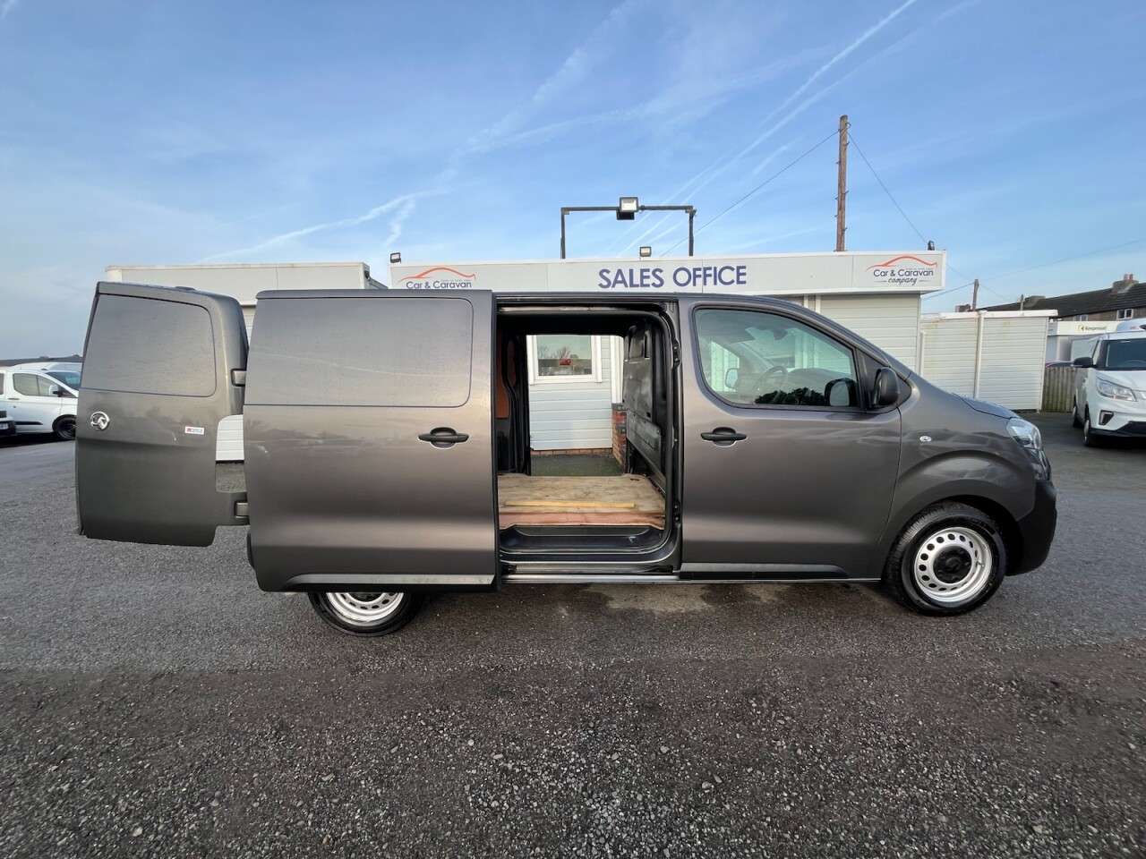 2022 VAUXHALL VIVARO 2022 VAUXHALL VIVARO