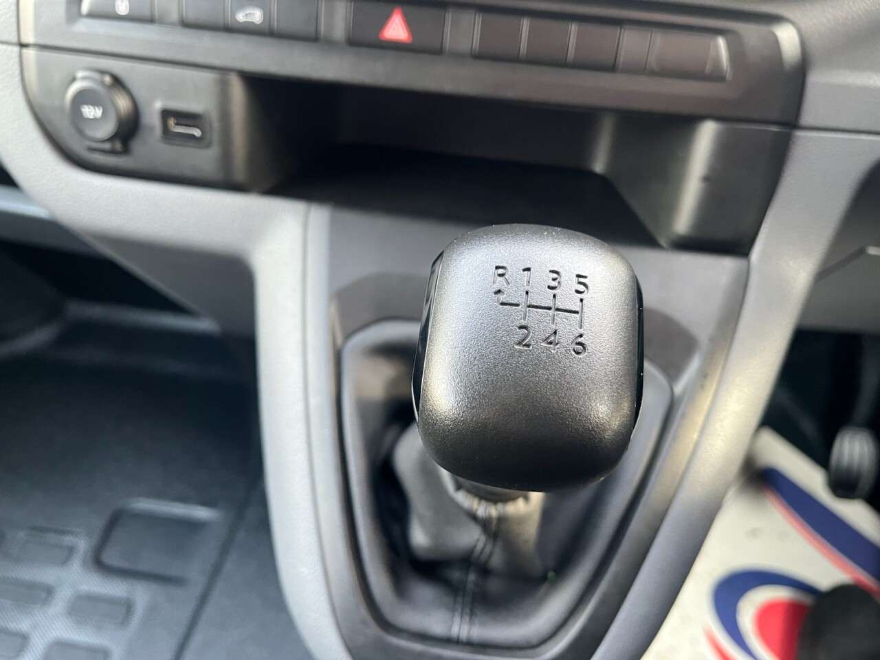 2022 VAUXHALL VIVARO 2022 VAUXHALL VIVARO