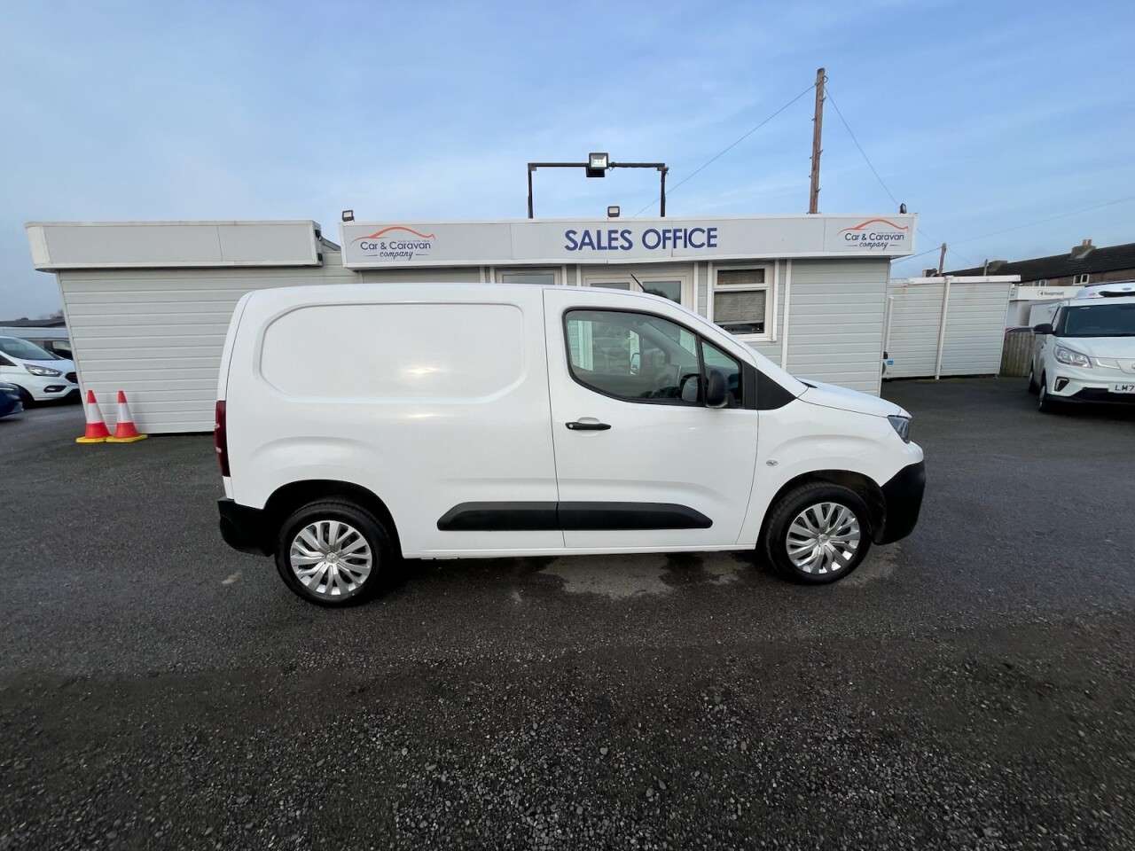 2021 PEUGEOT PARTNER 2021 PEUGEOT PARTNER