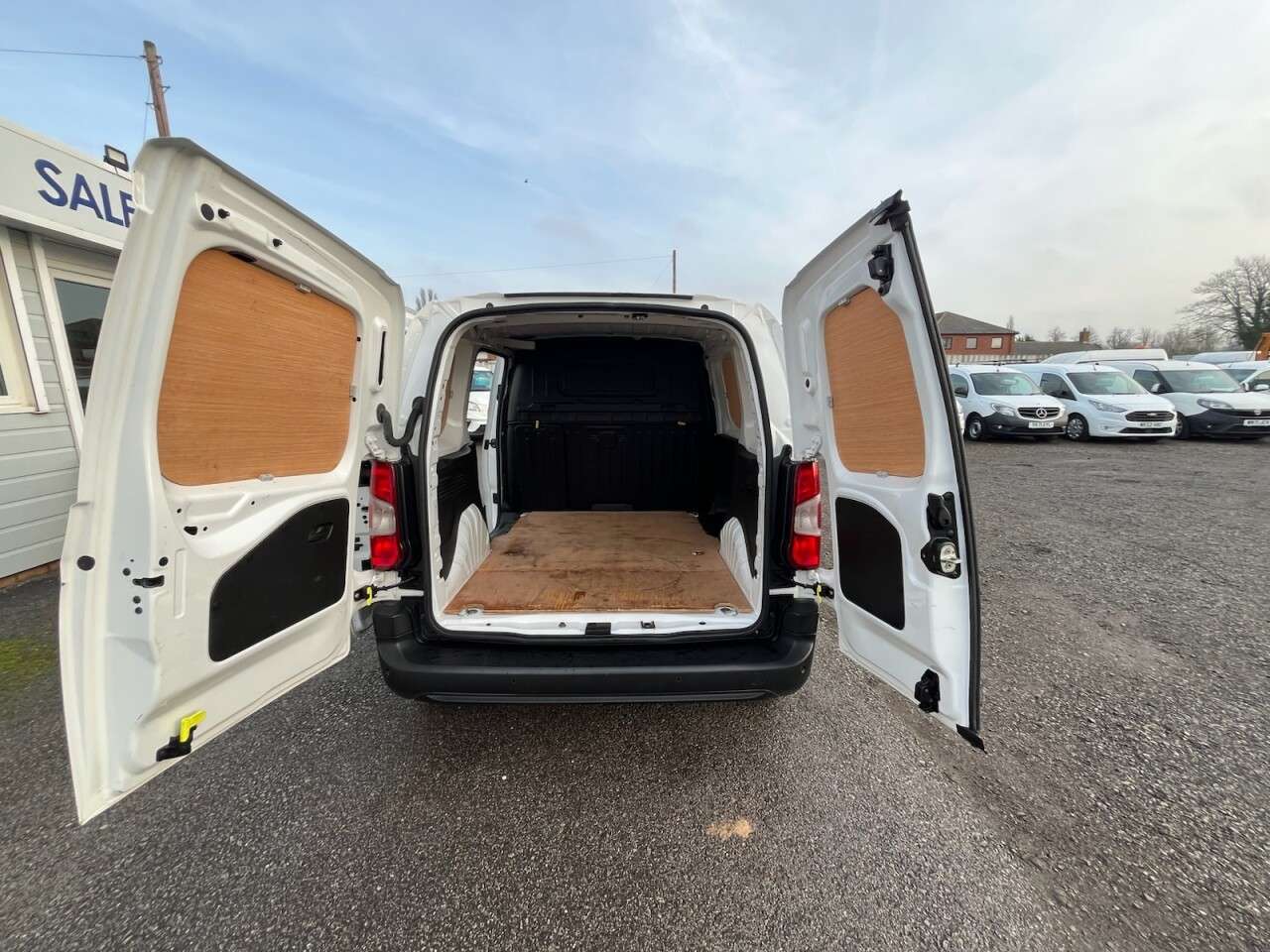 2021 PEUGEOT PARTNER 2021 PEUGEOT PARTNER