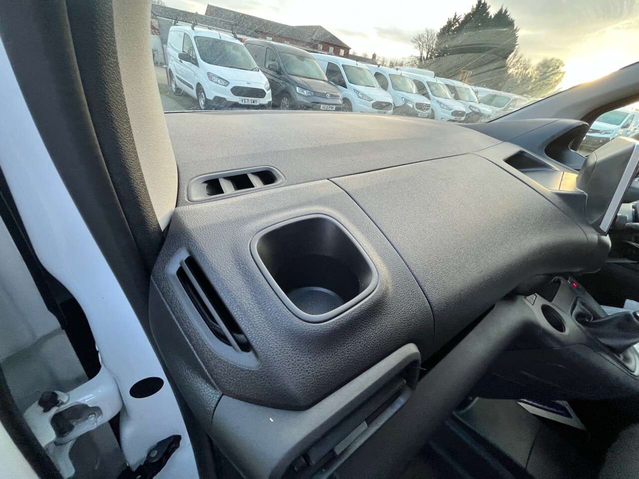 2021 PEUGEOT PARTNER 2021 PEUGEOT PARTNER