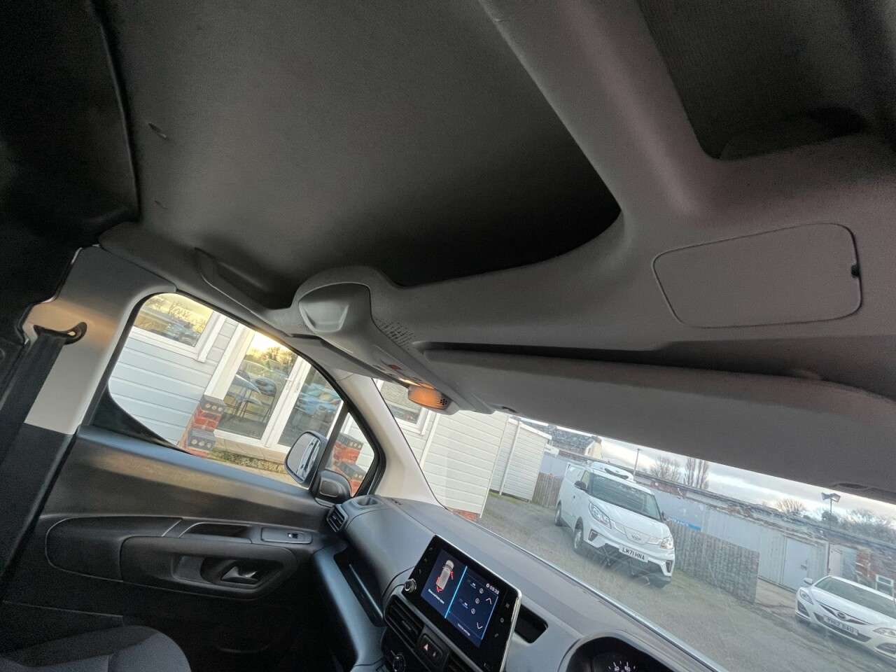 2021 PEUGEOT PARTNER 2021 PEUGEOT PARTNER