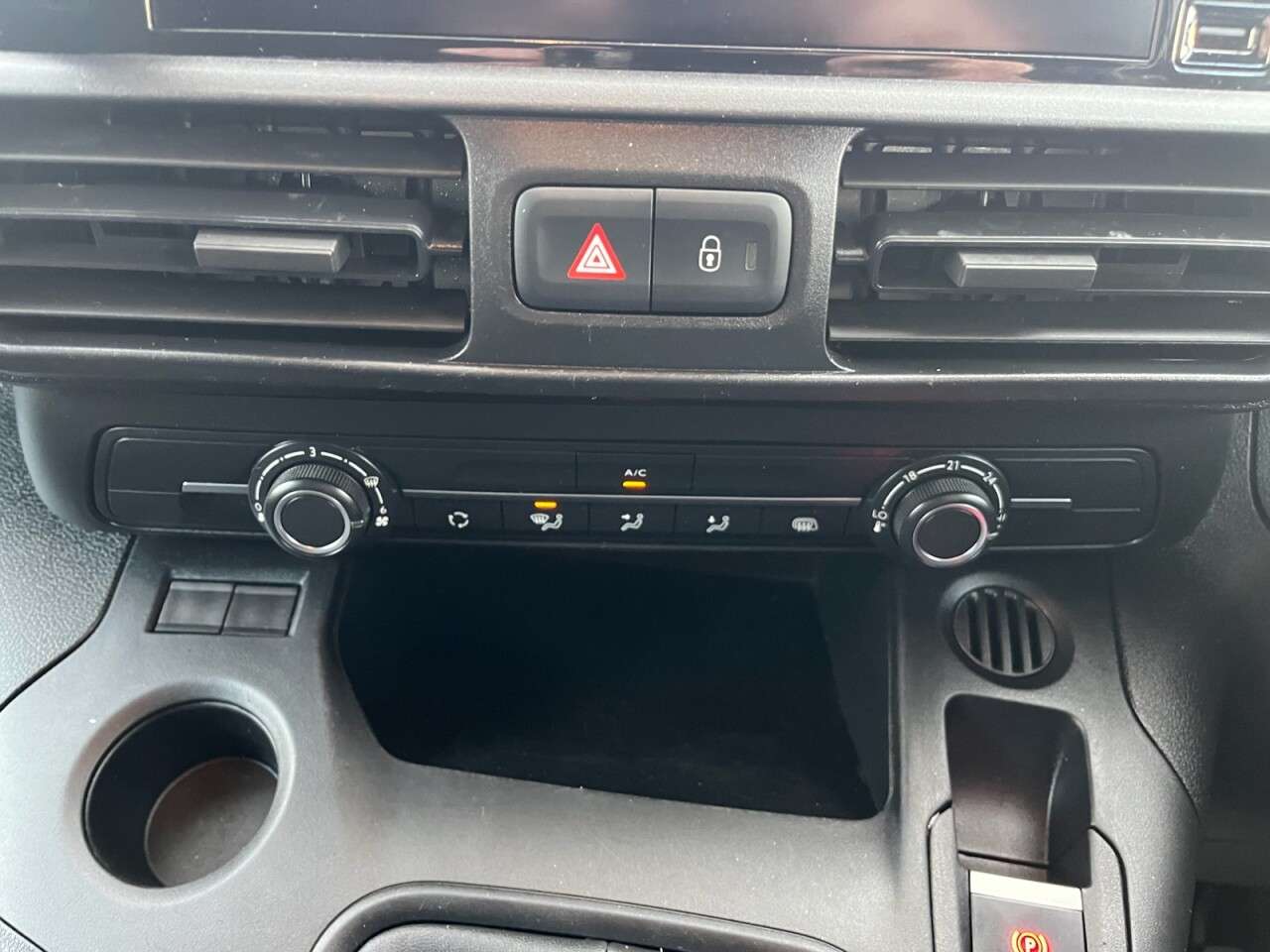 2021 PEUGEOT PARTNER 2021 PEUGEOT PARTNER