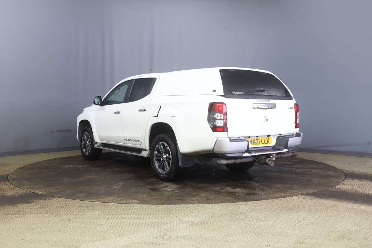 A 2021 MITSUBISHI L200 2.2 DI-D DC Barbarian Pickup Double Cab 4dr Diesel Manual 4WD Euro 6 (s/s) A 2021 MITSUBISHI L200 2.2 DI-D DC Barbarian Pickup Double Cab 4dr Diesel Manual 4WD Euro 6 (s/s)