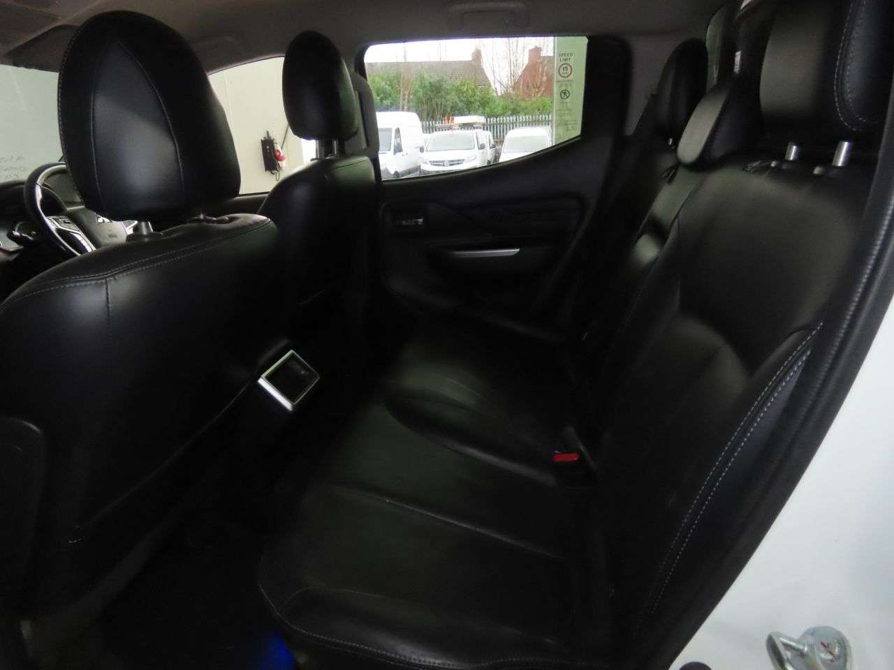 2021 MITSUBISHI L200 2021 MITSUBISHI L200