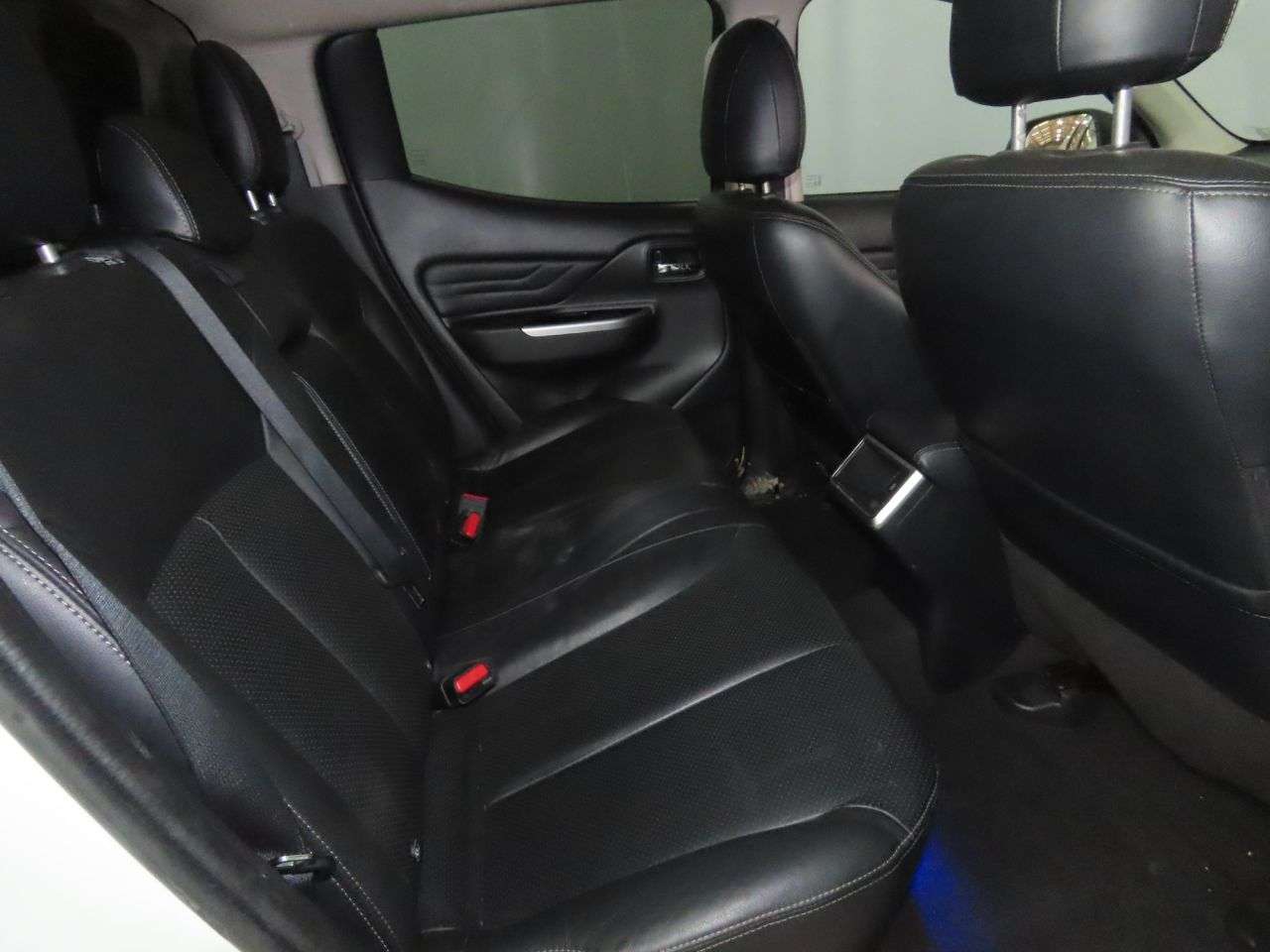 2021 MITSUBISHI L200 2021 MITSUBISHI L200