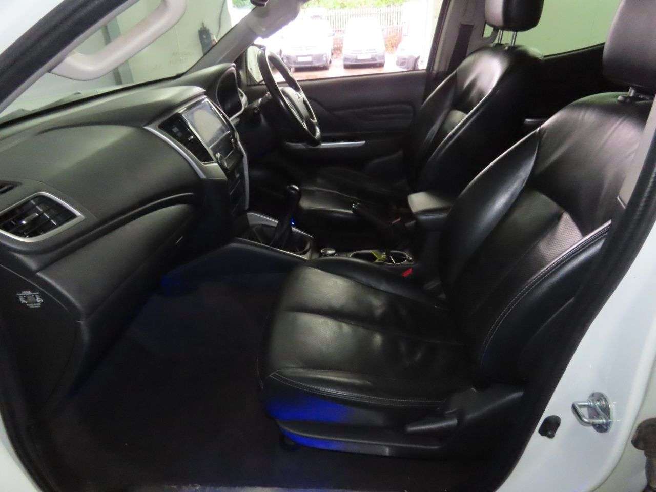 2021 MITSUBISHI L200 2021 MITSUBISHI L200