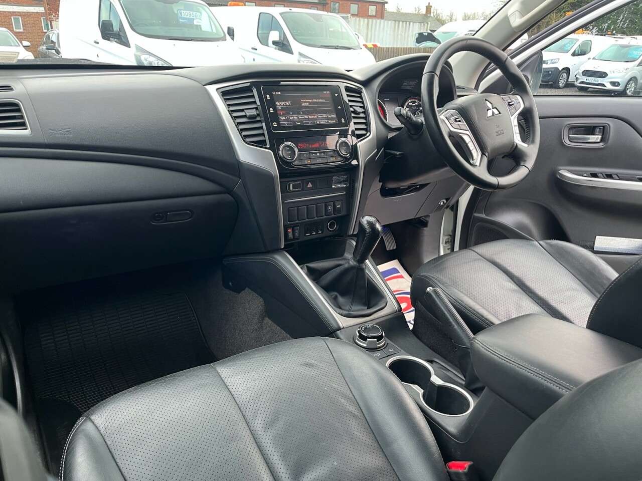 2021 MITSUBISHI L200 2021 MITSUBISHI L200