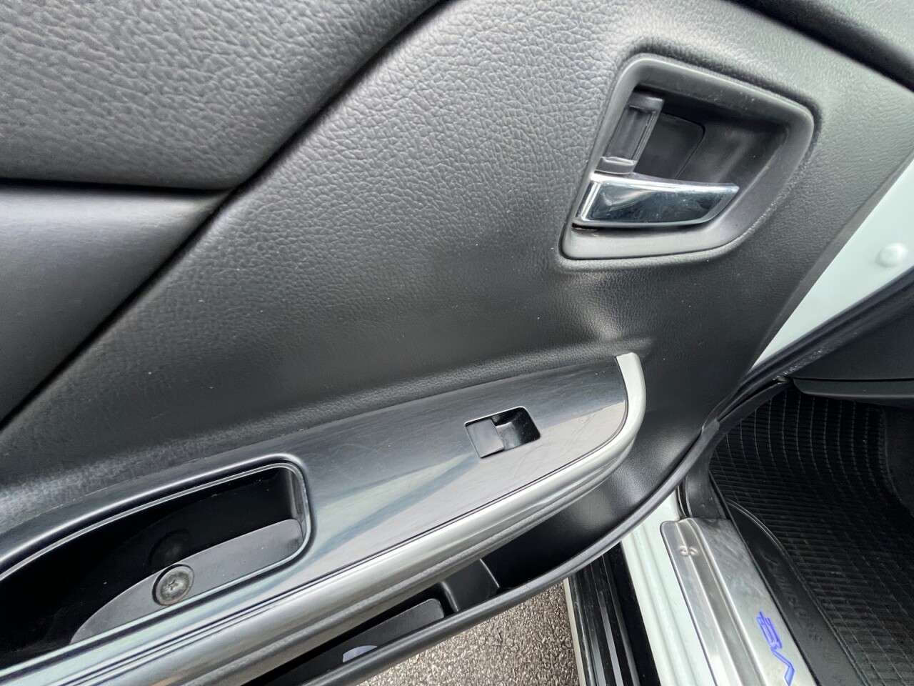 2021 MITSUBISHI L200 2021 MITSUBISHI L200