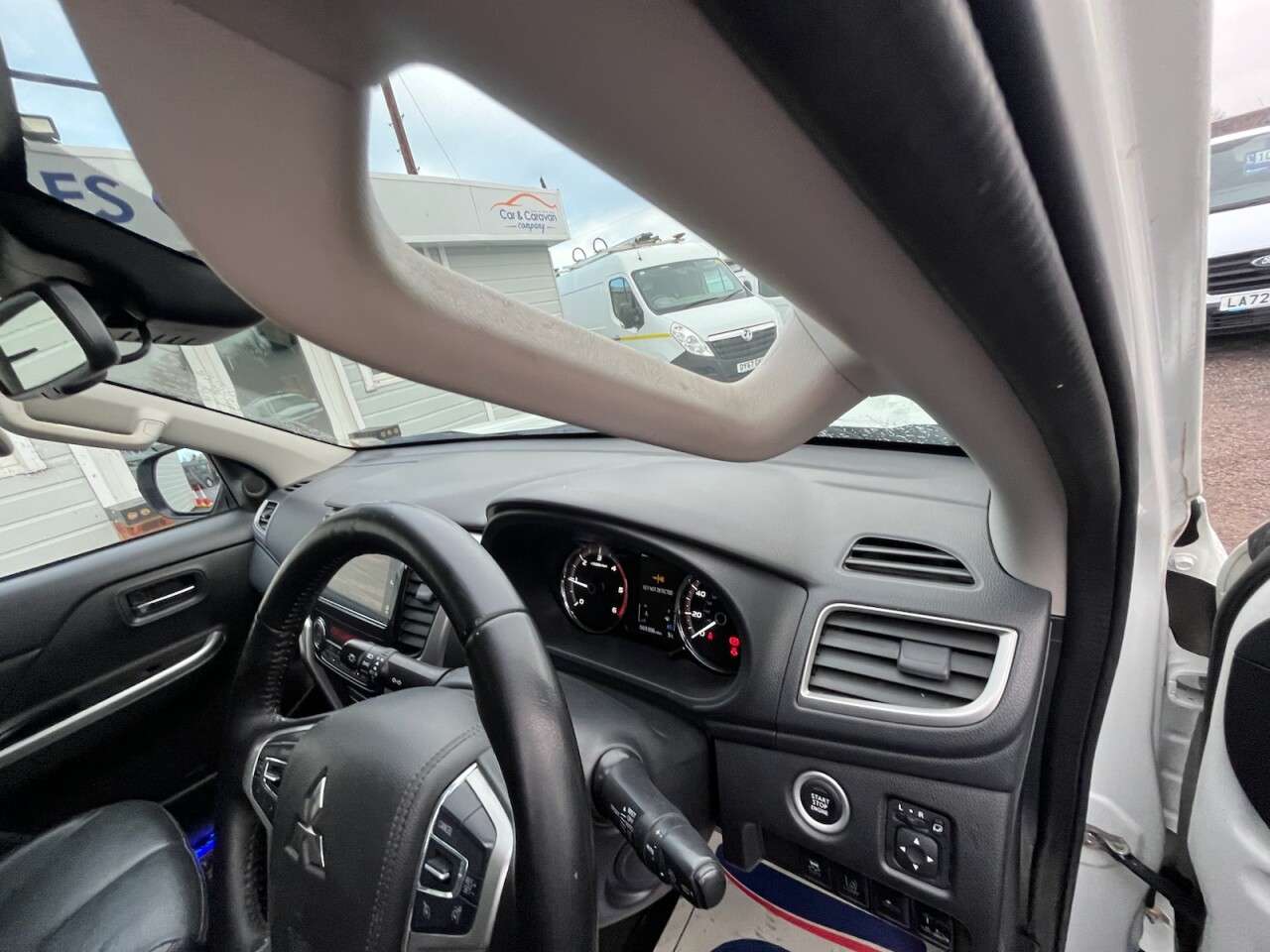 2021 MITSUBISHI L200 2021 MITSUBISHI L200