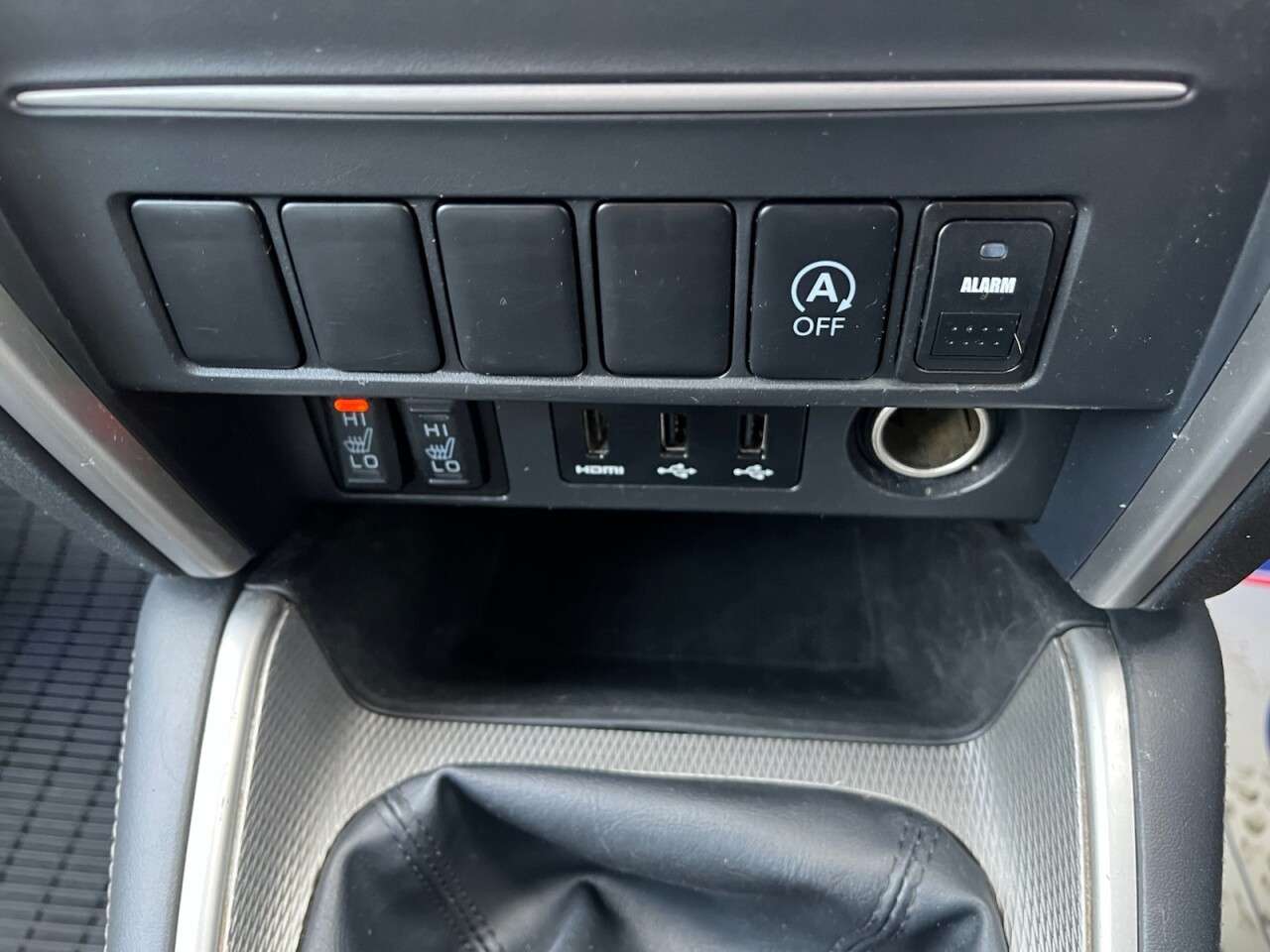 2021 MITSUBISHI L200 2021 MITSUBISHI L200