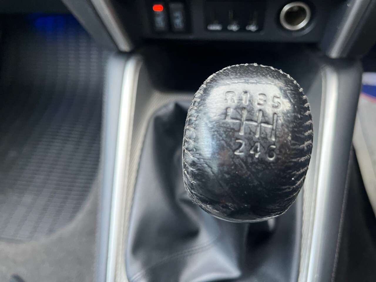 2021 MITSUBISHI L200 2021 MITSUBISHI L200