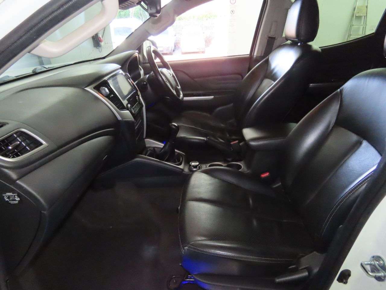 2021 MITSUBISHI L200 2021 MITSUBISHI L200