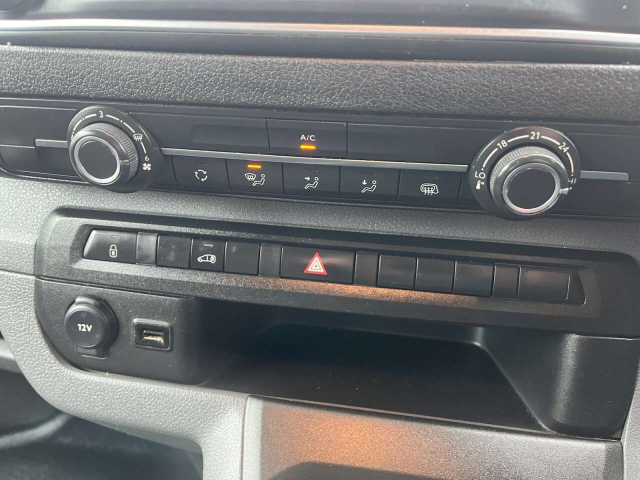 2023 VAUXHALL VIVARO 2023 VAUXHALL VIVARO