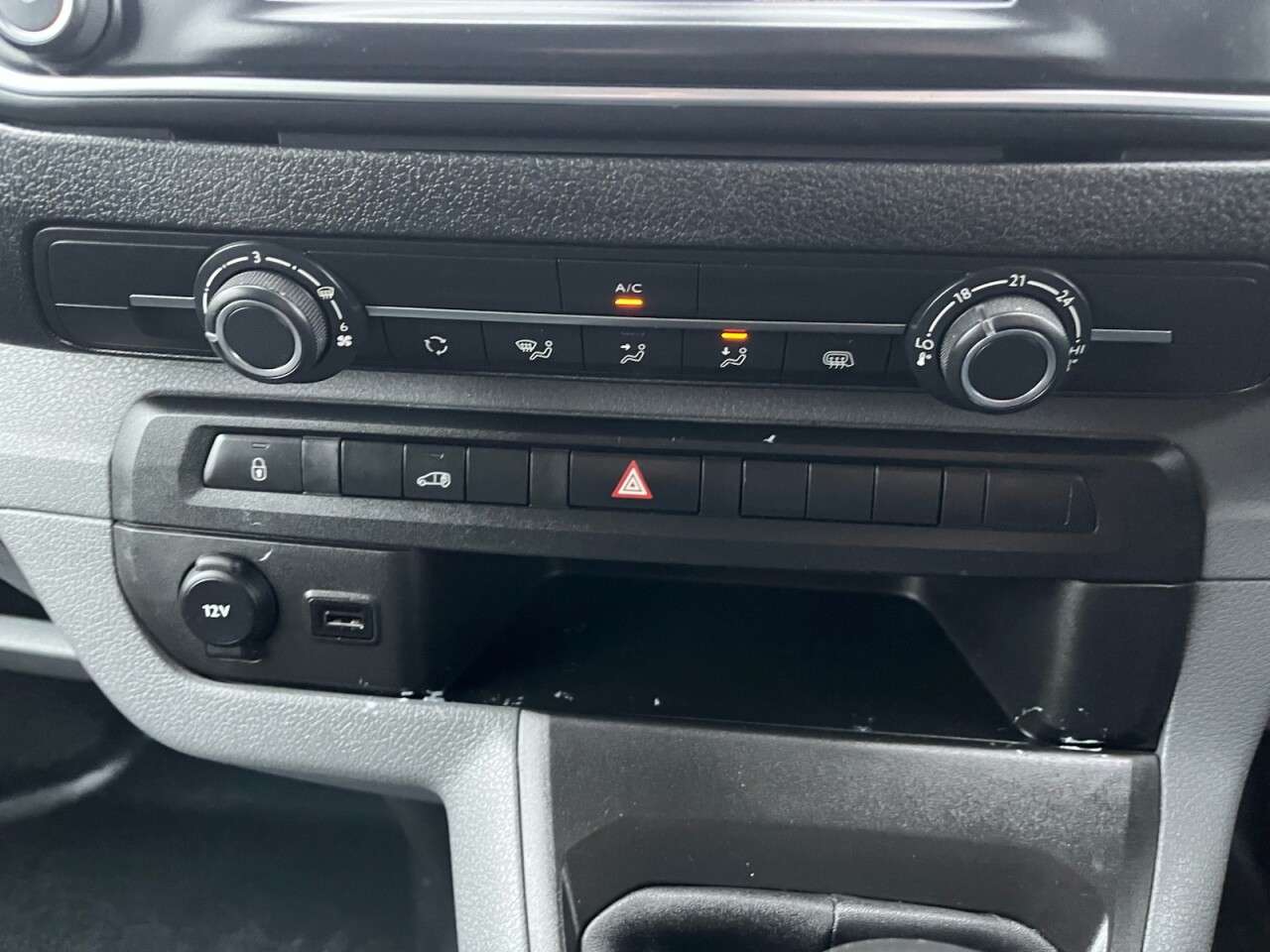 2022 VAUXHALL VIVARO 2022 VAUXHALL VIVARO