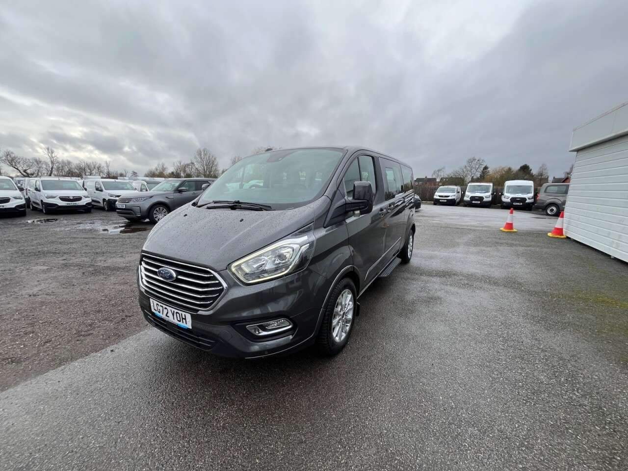 A 2022 FORD TOURNEO CUSTOM 2.0 320 EcoBlue MHEV Titanium Minibus Double Cab 5dr Diesel Manual L2 Euro A 2022 FORD TOURNEO CUSTOM 2.0 320 EcoBlue MHEV Titanium Minibus Double Cab 5dr Diesel Manual L2 Euro