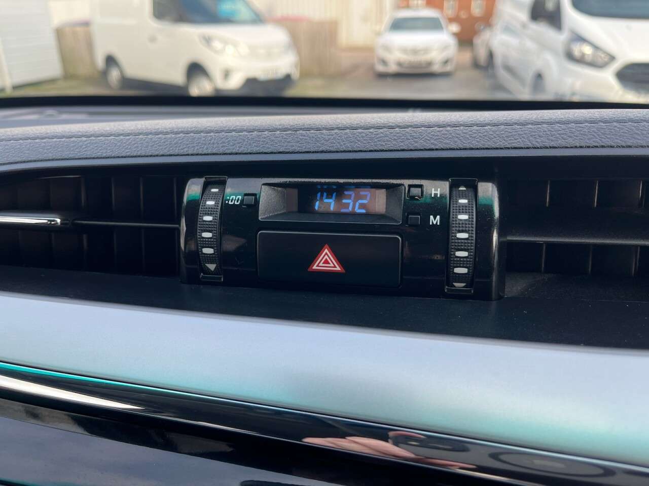 2021 TOYOTA HI-LUX 2021 TOYOTA HI-LUX