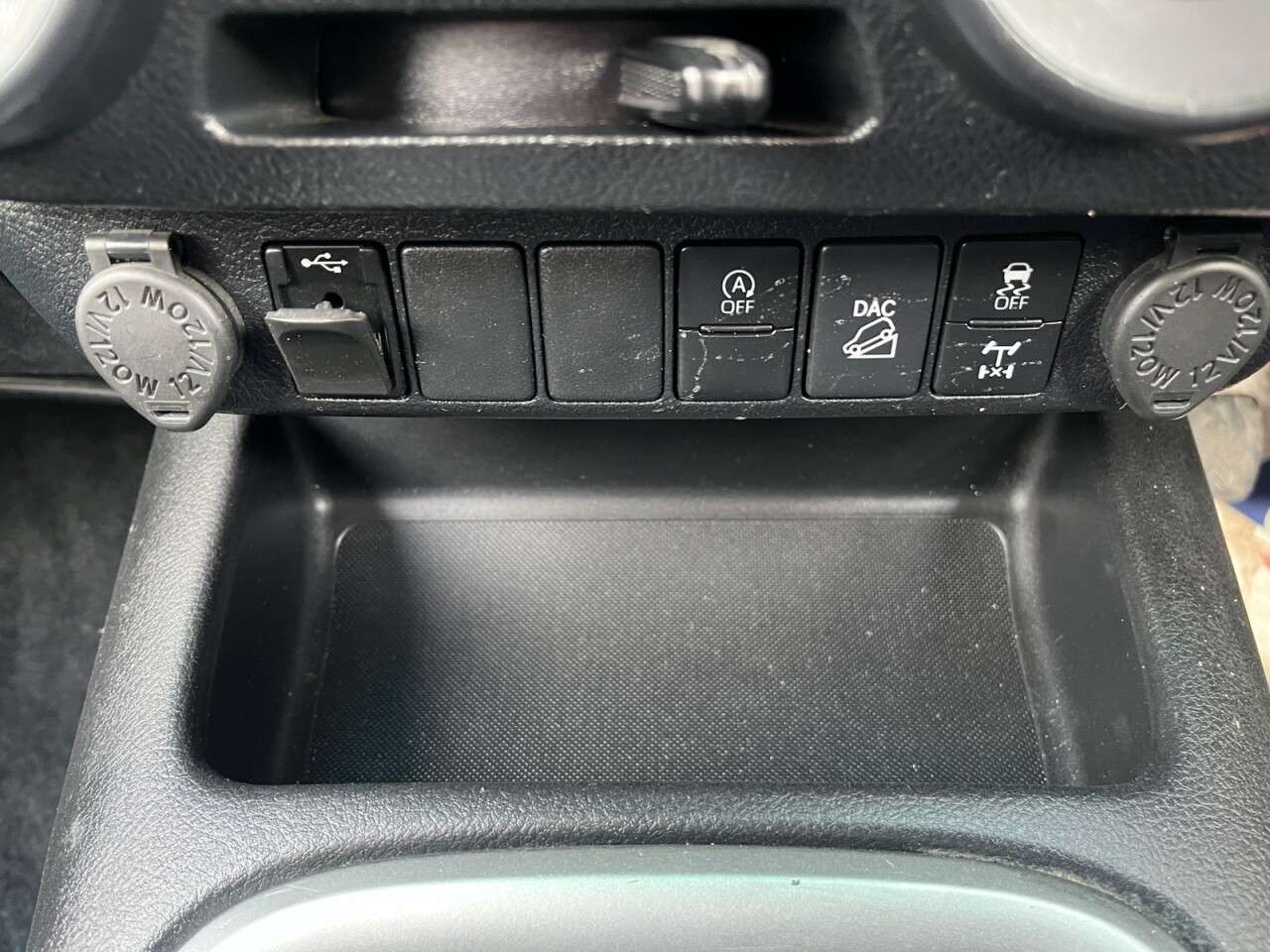 2021 TOYOTA HI-LUX 2021 TOYOTA HI-LUX