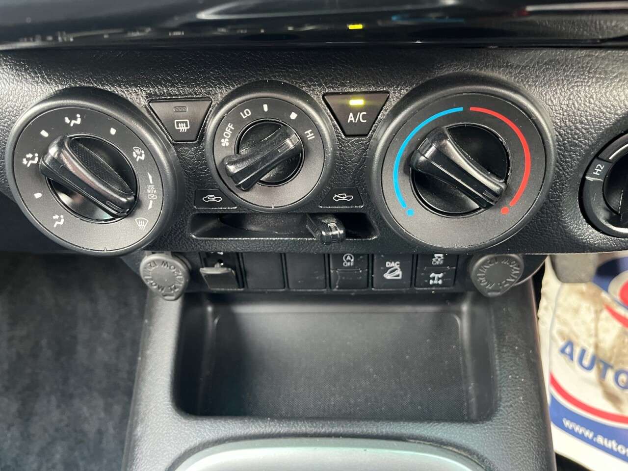 2021 TOYOTA HI-LUX 2021 TOYOTA HI-LUX