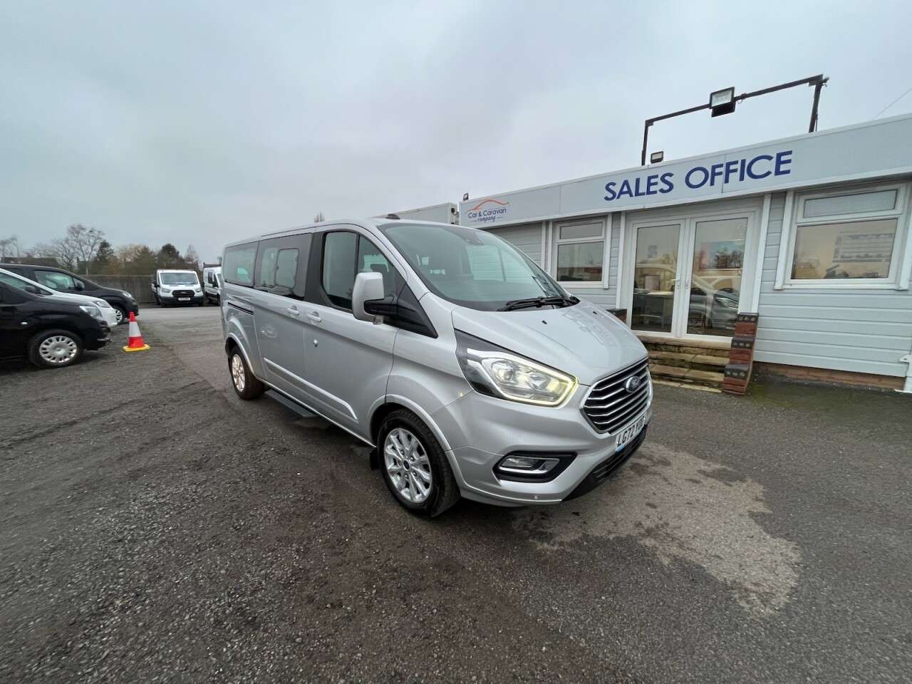 A 2022 FORD TOURNEO CUSTOM 2.0 320 EcoBlue MHEV Titanium Minibus Double Cab 5dr Diesel Manual L2 Euro A 2022 FORD TOURNEO CUSTOM 2.0 320 EcoBlue MHEV Titanium Minibus Double Cab 5dr Diesel Manual L2 Euro