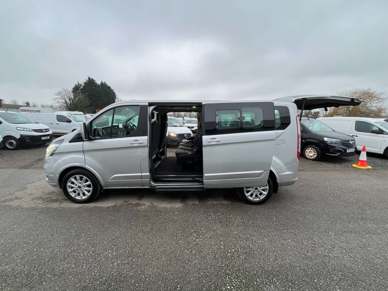 2022 FORD TOURNEO CUSTOM 2022 FORD TOURNEO CUSTOM
