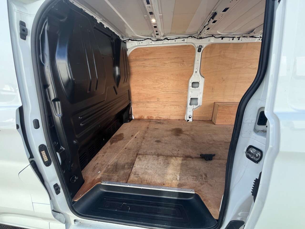 2024 FORD TRANSIT CUSTOM 2024 FORD TRANSIT CUSTOM