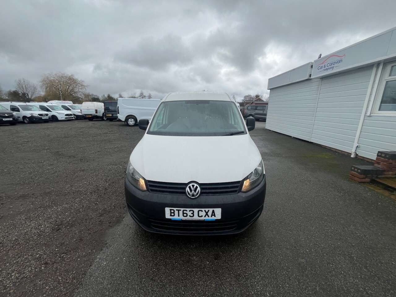 A 2013 VOLKSWAGEN CADDY MAXI 1.6 TDi BlueMotion Tech C20 Maxi Startline Panel Van 5dr Diesel Manual FWD A 2013 VOLKSWAGEN CADDY MAXI 1.6 TDi BlueMotion Tech C20 Maxi Startline Panel Van 5dr Diesel Manual FWD