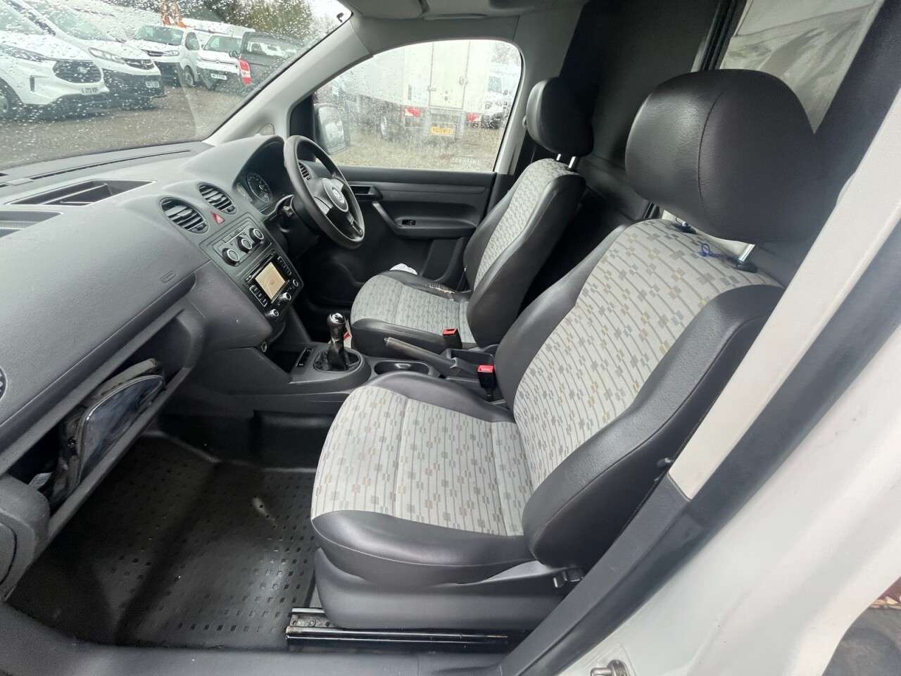 2013 VOLKSWAGEN CADDY MAXI 2013 VOLKSWAGEN CADDY MAXI