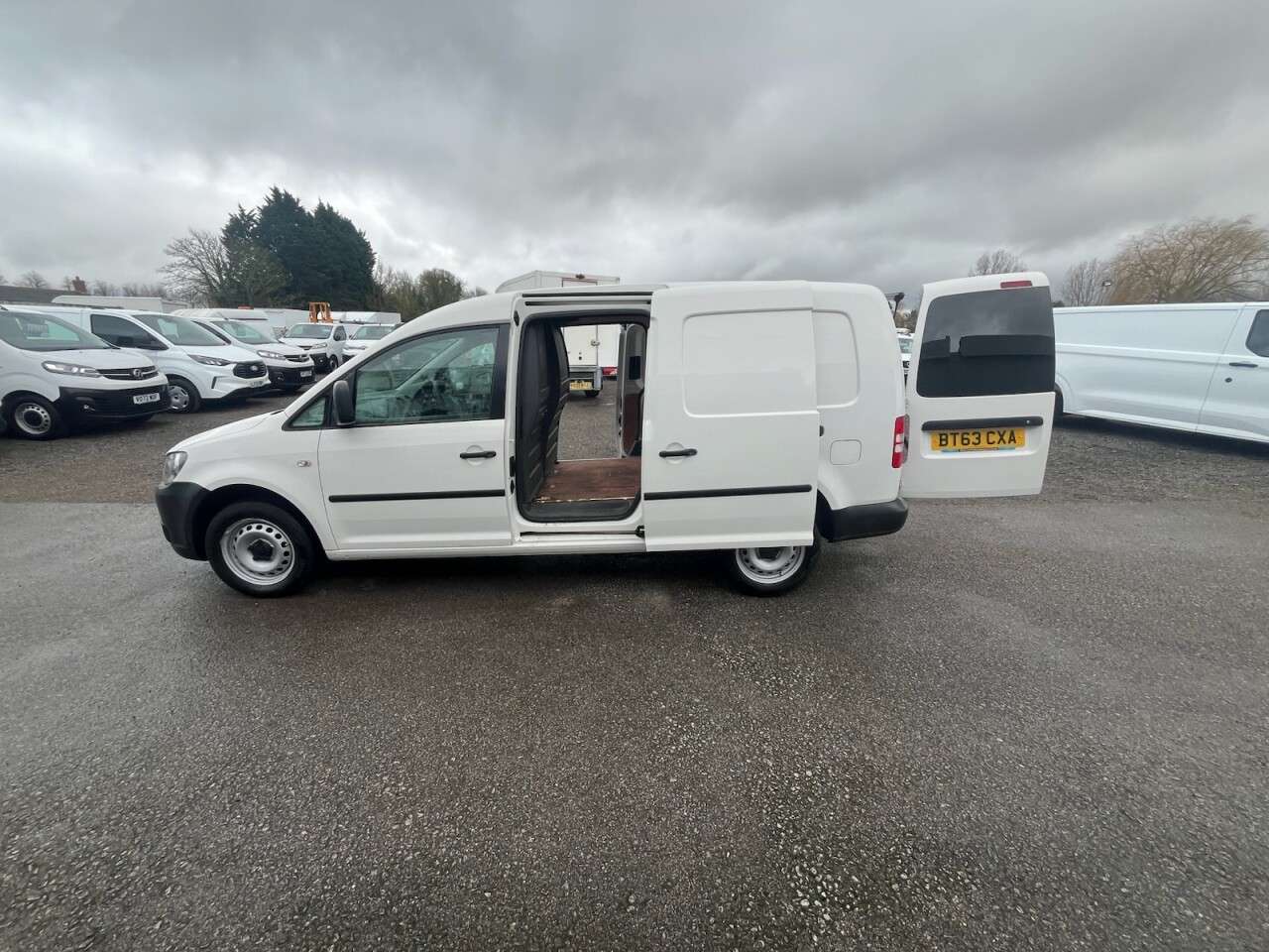 2013 VOLKSWAGEN CADDY MAXI 2013 VOLKSWAGEN CADDY MAXI