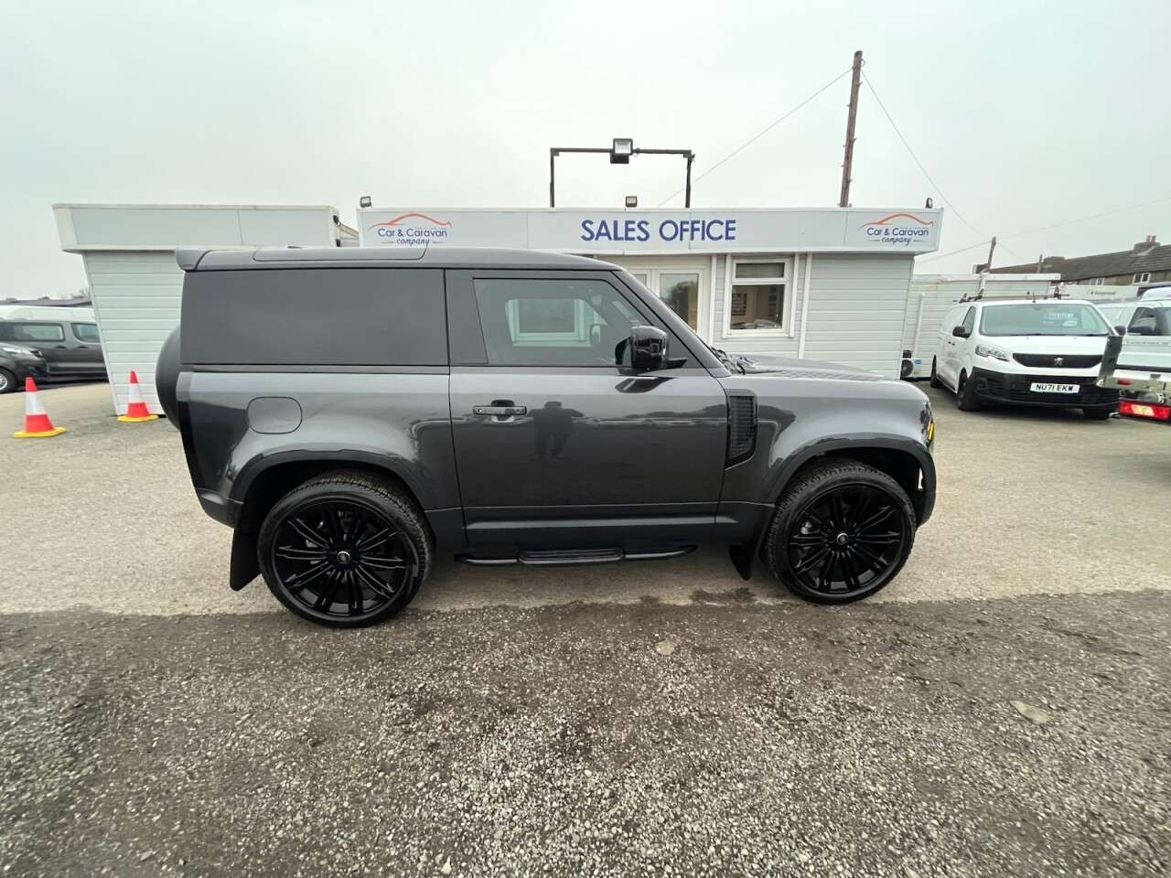 2025 LAND ROVER DEFENDER 2025 LAND ROVER DEFENDER