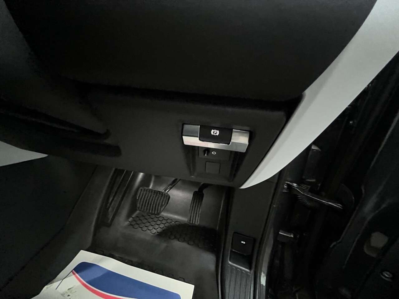 2025 LAND ROVER DEFENDER 2025 LAND ROVER DEFENDER